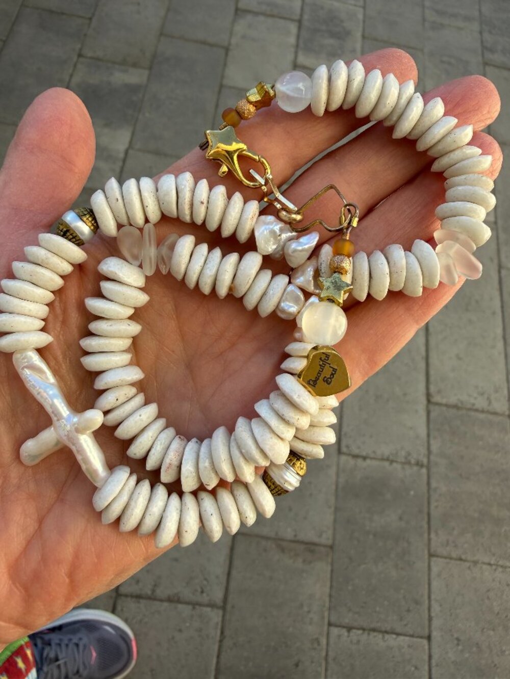 Puka shell and natural pearl necklace, 19"